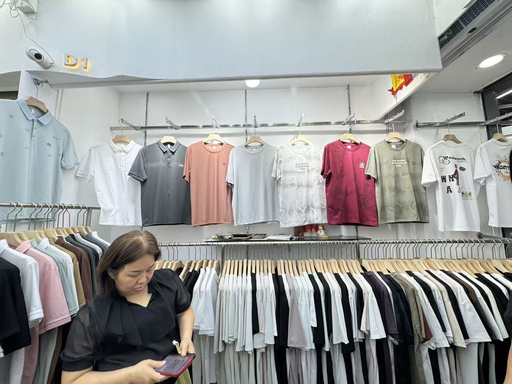 广州朗宾路传奇休闲服饰
