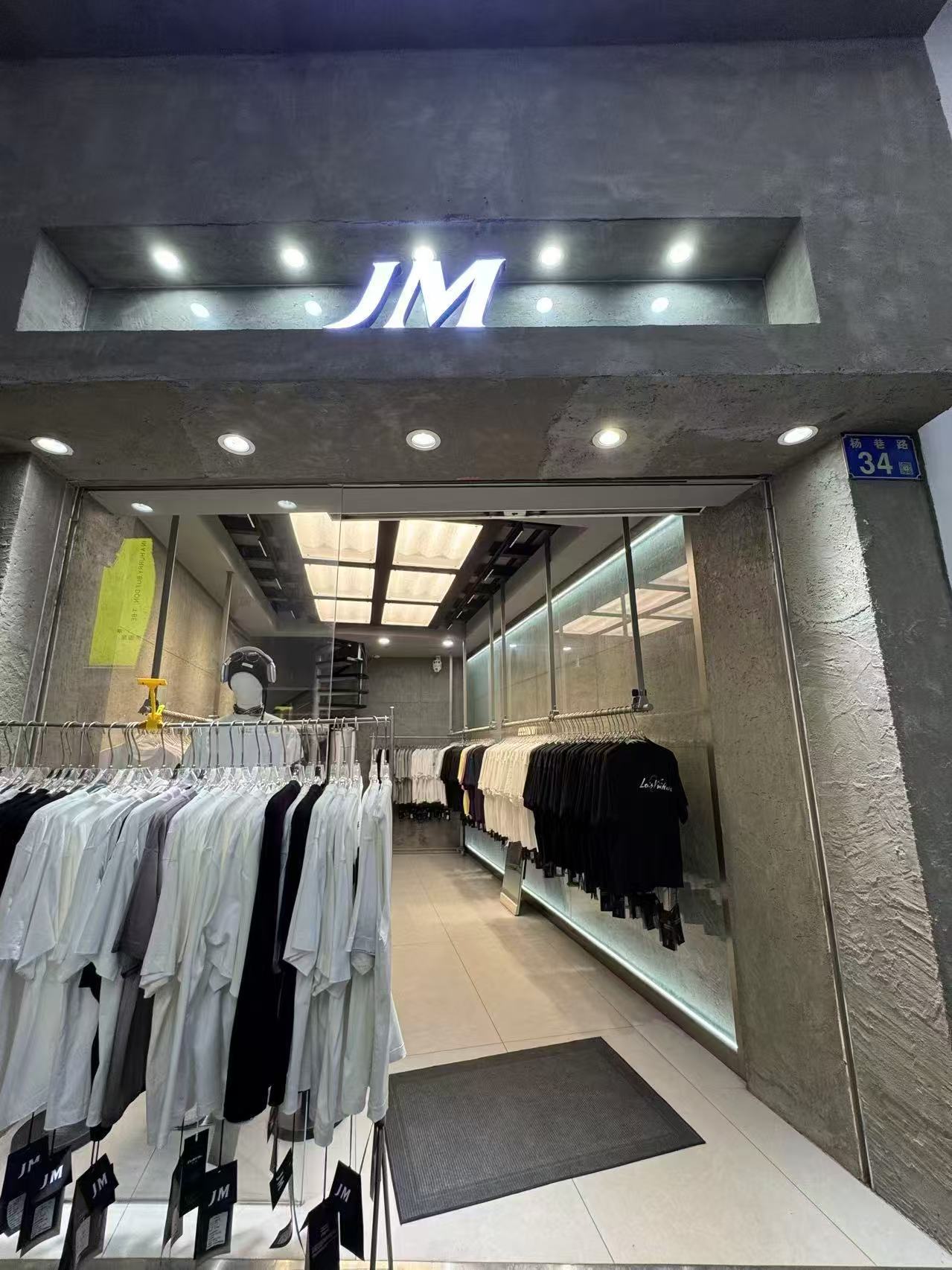 JM