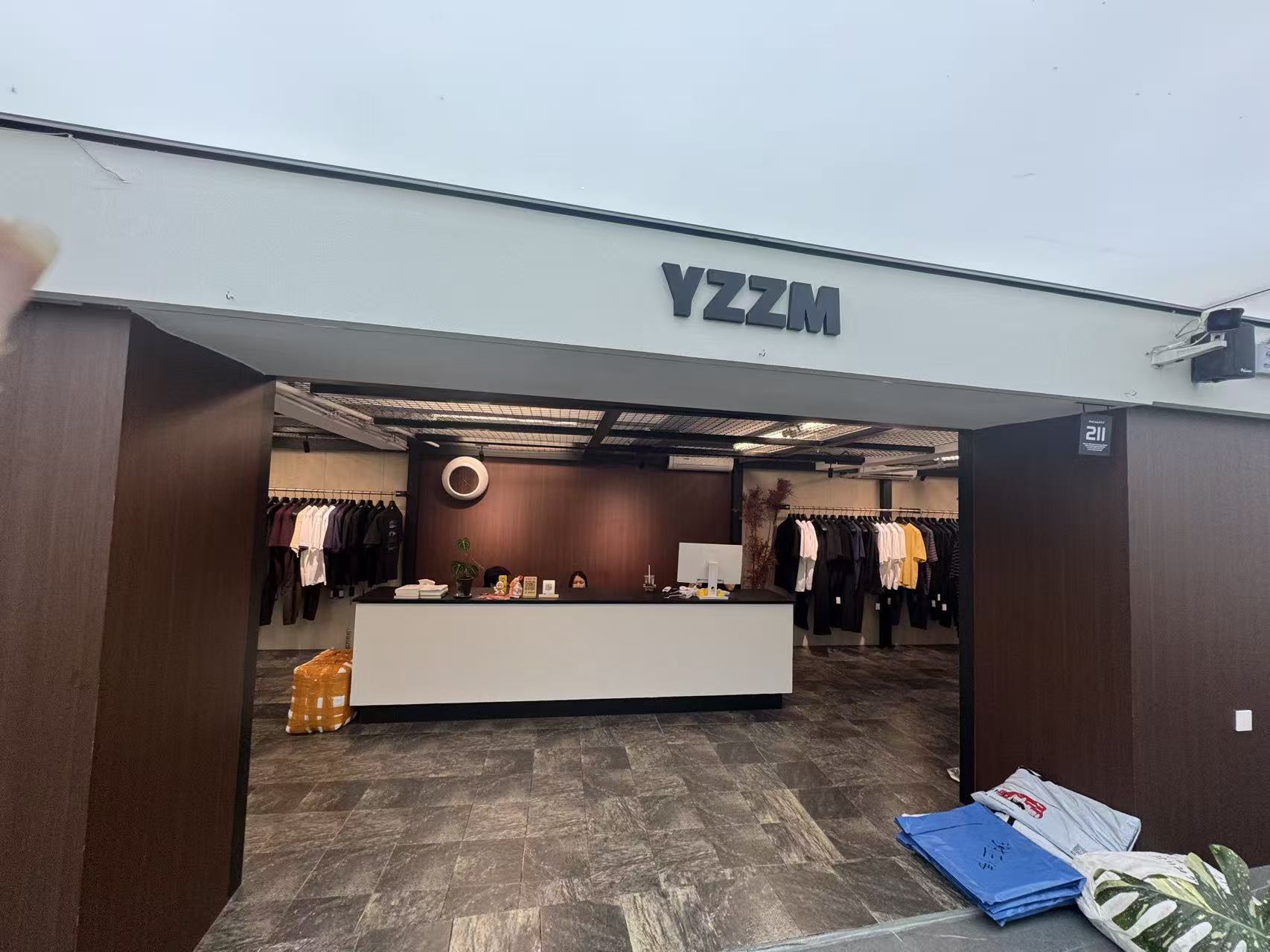 YZZM