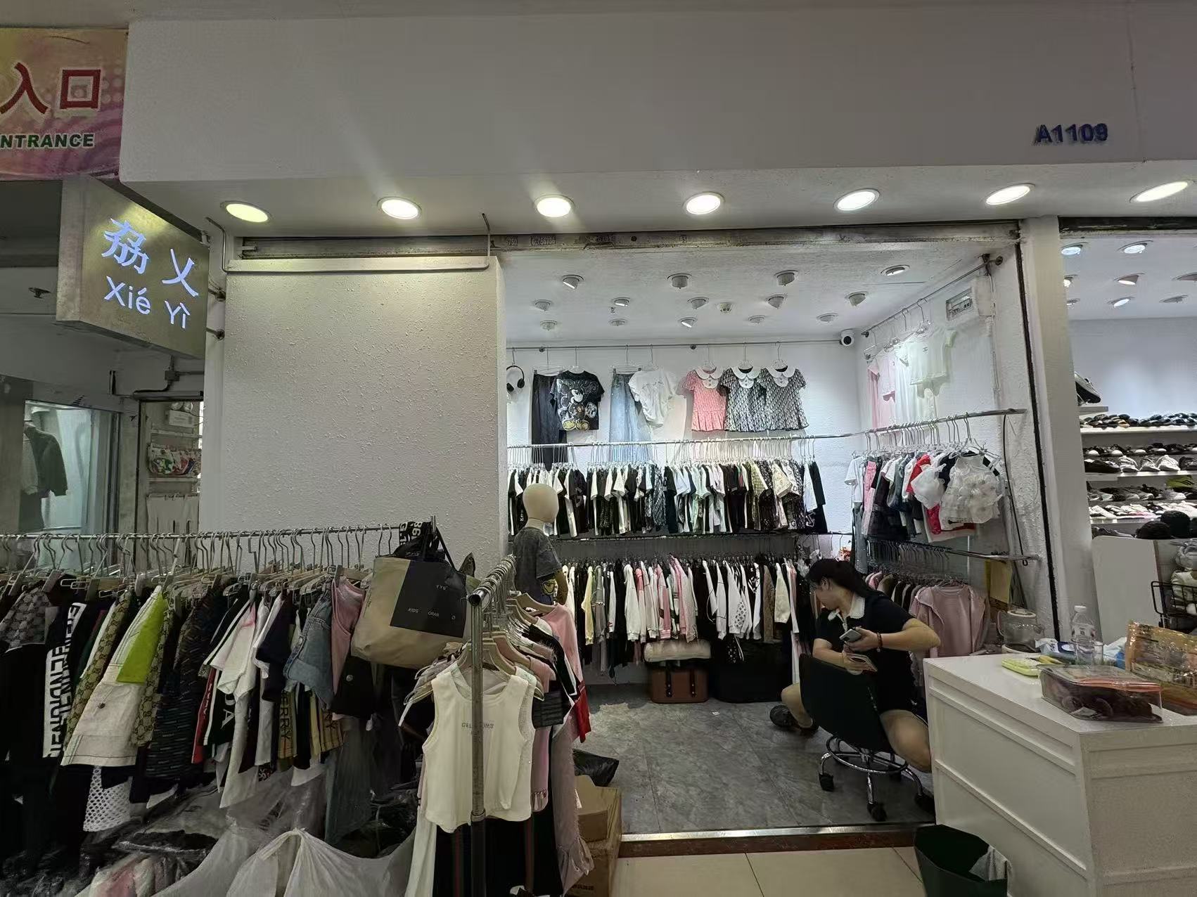 SHEA劦乂潮牌二号店