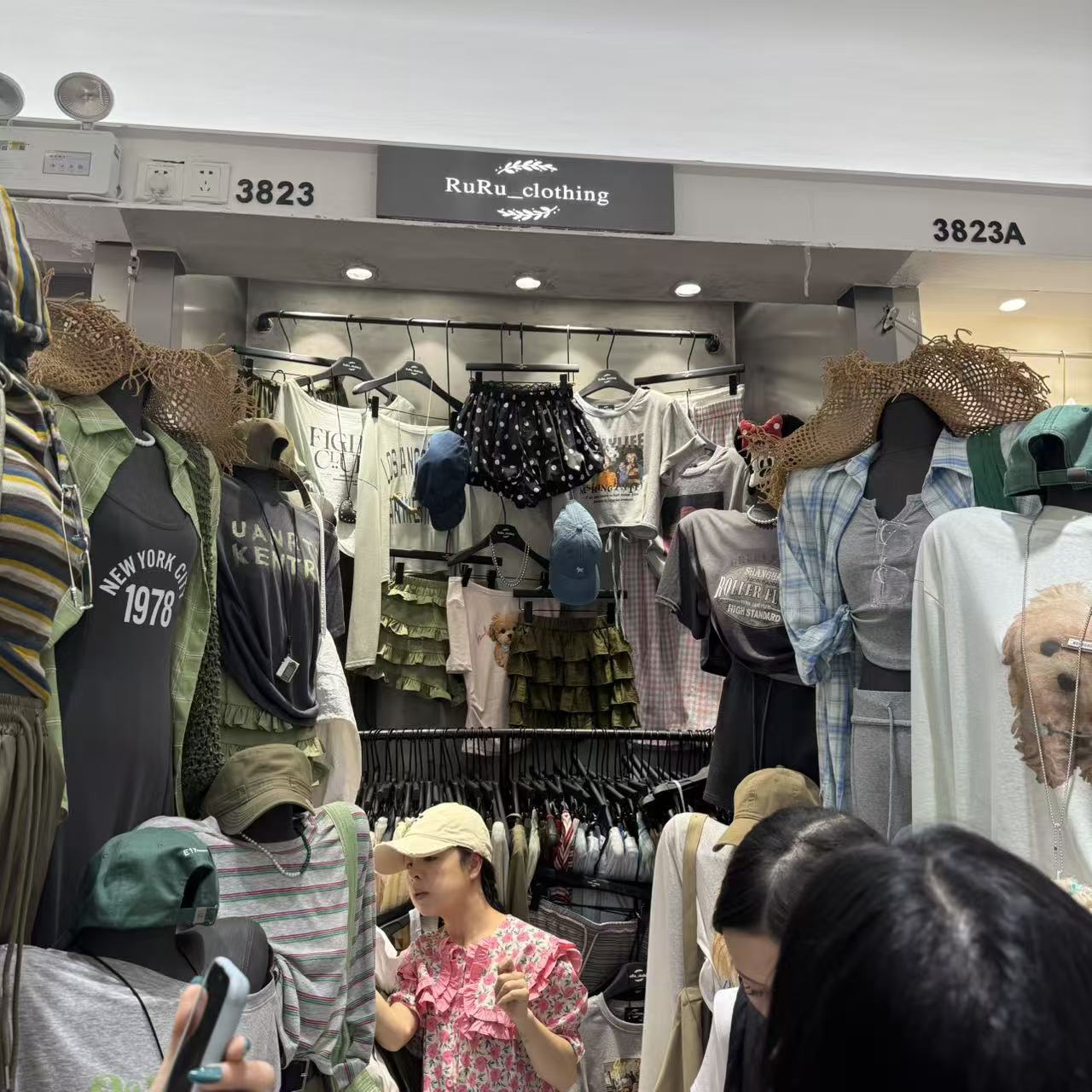 RURUCLOTHING